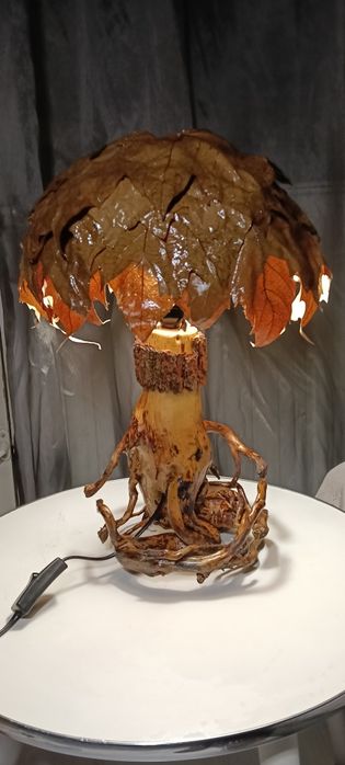 Veioza handmade unică, inspirată din natură – o piesă de artă rustică