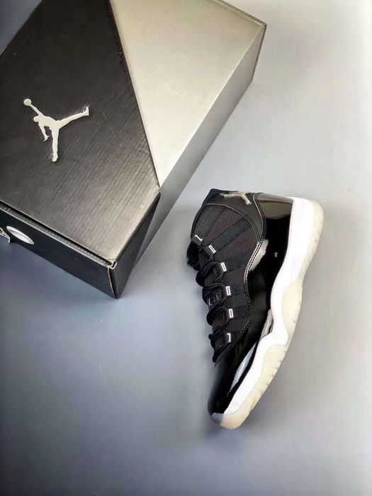 Air Jordan 11 Retro Jubilee