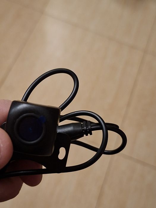 Vând cameră marșarier