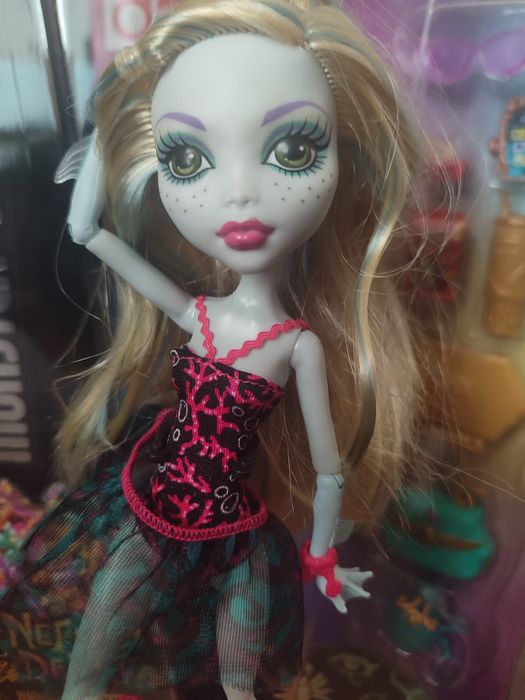 Лагуна монстер хай