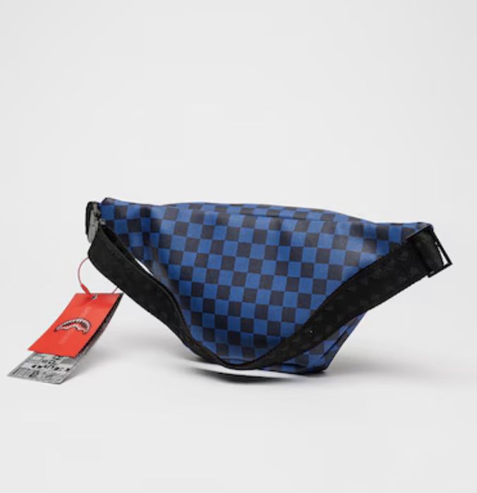 Нова чанта Sprayground