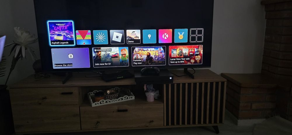 Xbox one X 1tb,stare buna