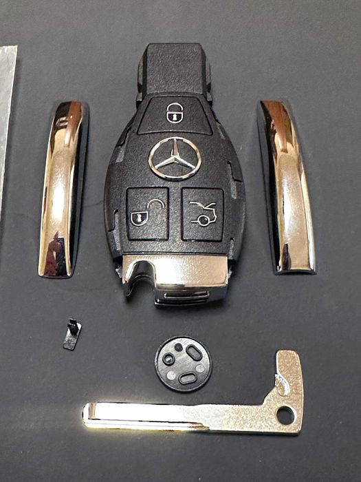 Mercedes Ключ кутийка тип рибка /НОВО/