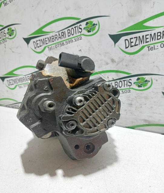 Pompa injectie 0445010125 Volkswagen VW Crafter prima generatie