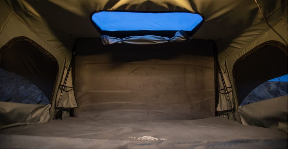 Cort de plafon auto Autentic Family Skyroof  – ABS hard shell pentru 2-3 persoane.
