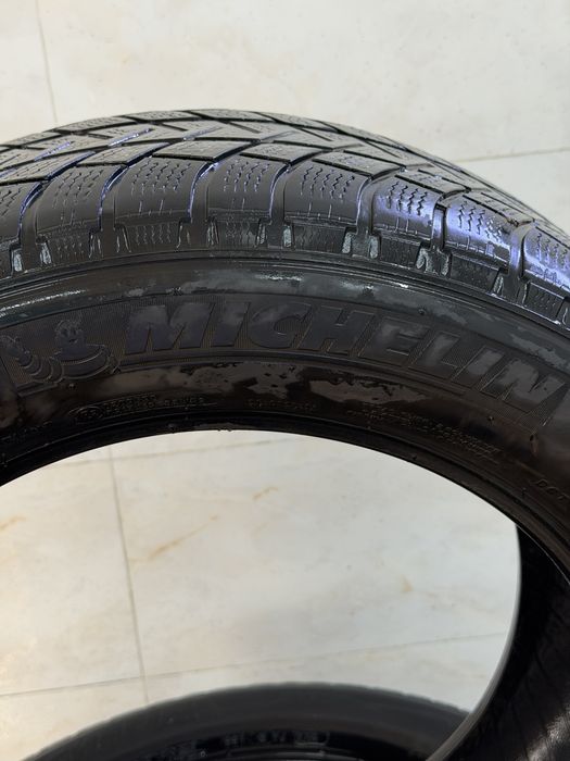 255/55/18 комплект летние шины Michelin