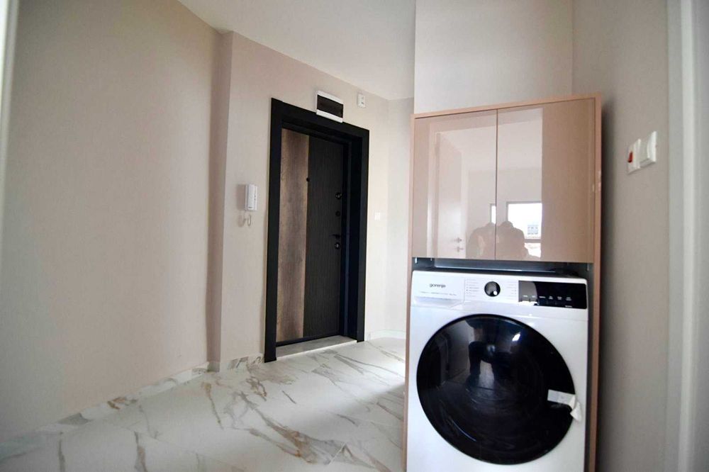 Продава се Тристаен апартамент в Пловдив, Остромила - 72 кв.м за 1806 €/кв.м - Снимка #11