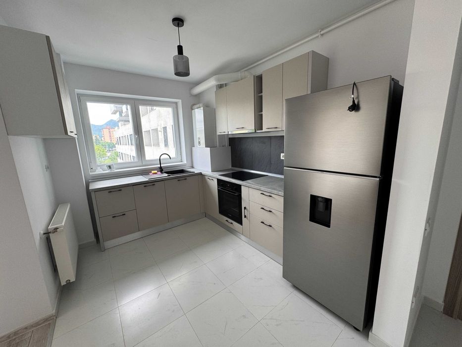 Apartament nou la prima închiriere - parcare inclusă și vedere spre munte - Racadau