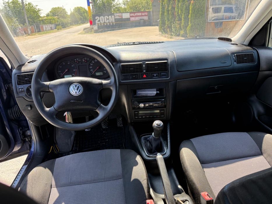 Vand Golf 4 1.4 16v GPL