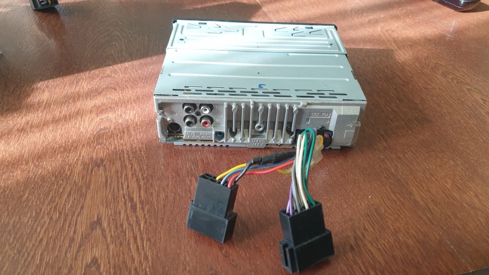 Авто радио плеър музика за кола Сони Sony CD MP-3 USB AUX
