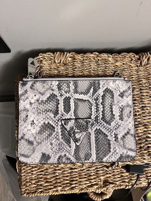 Дамски Маркови чанти и клъчове