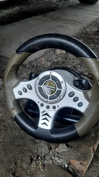 Продам руль для компютерных игр