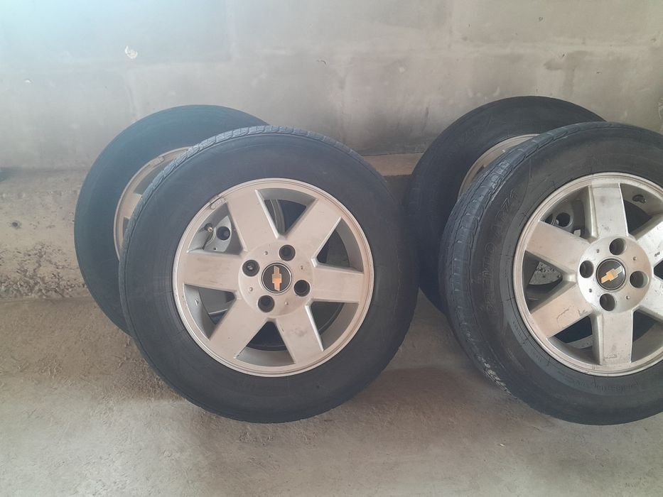 Балон сотилади, лучами 15.