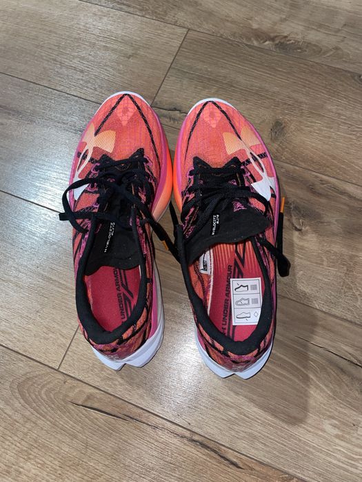 under armour velociti elite 42