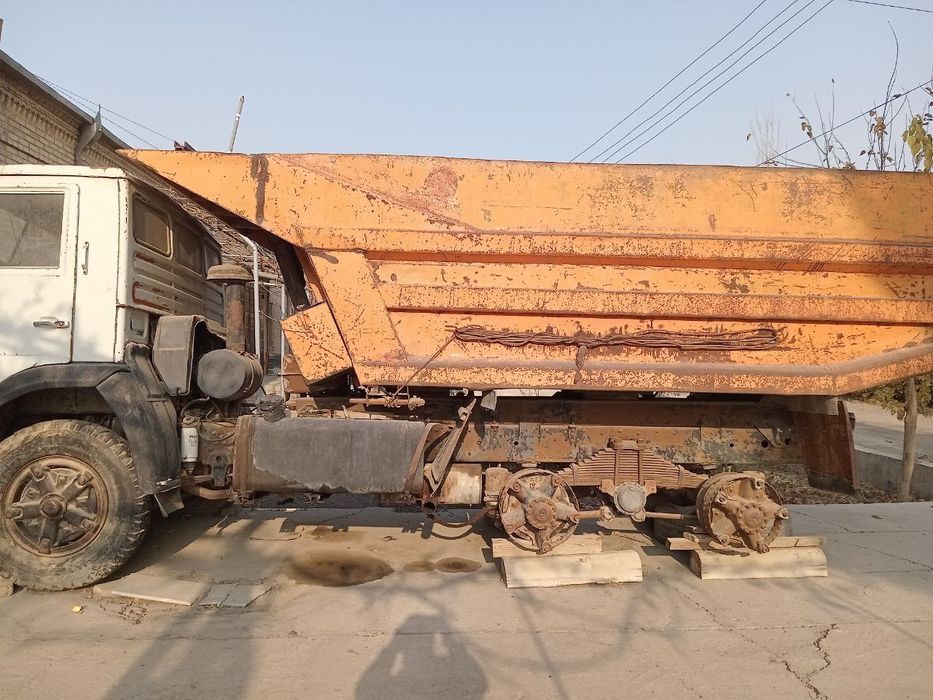 Камаз самосвал сотилади