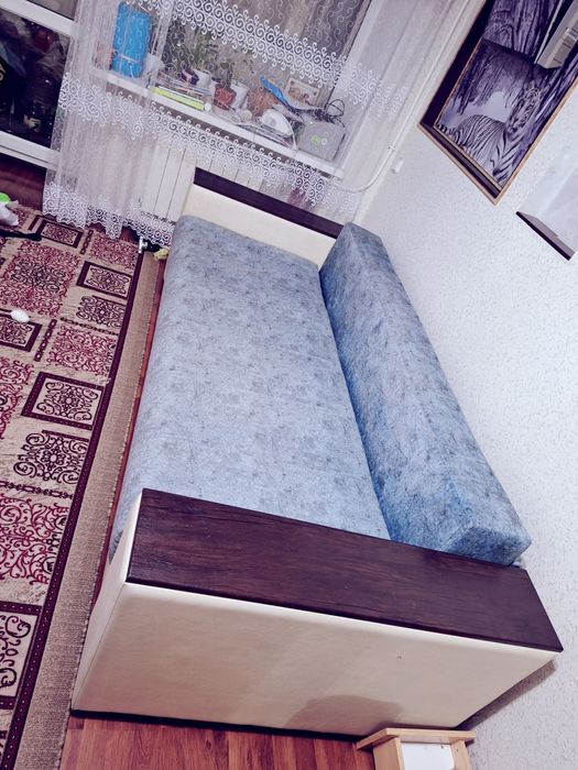 Большой диван, 240 см длинна