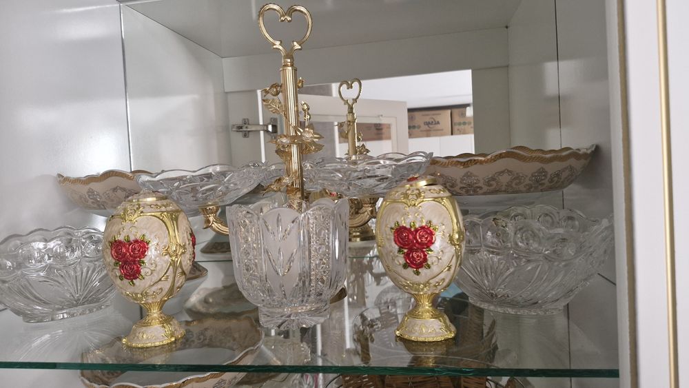 Хрустальные, форфоровые посуды в оригинале!