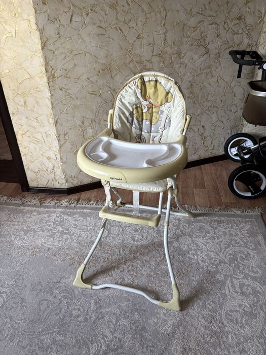 Стул для кормления