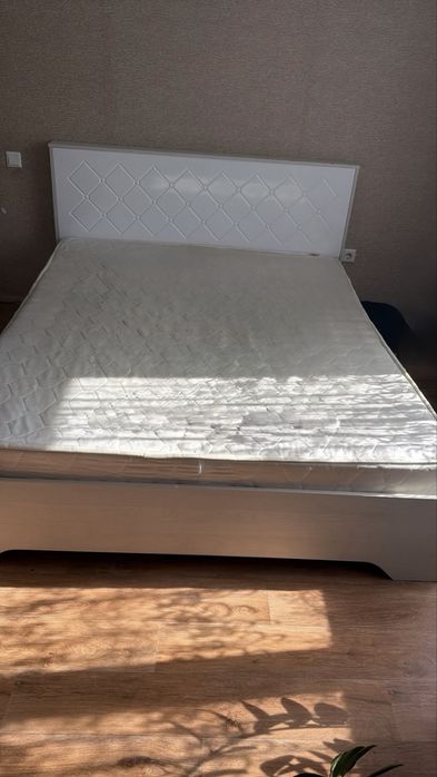 Продам комплект мебели для спальни