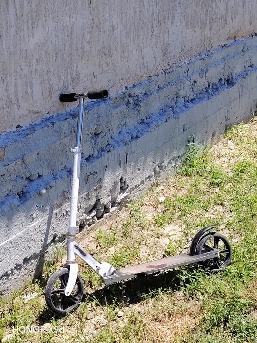 Самокат  SCOOTER-в хорошом состаянием