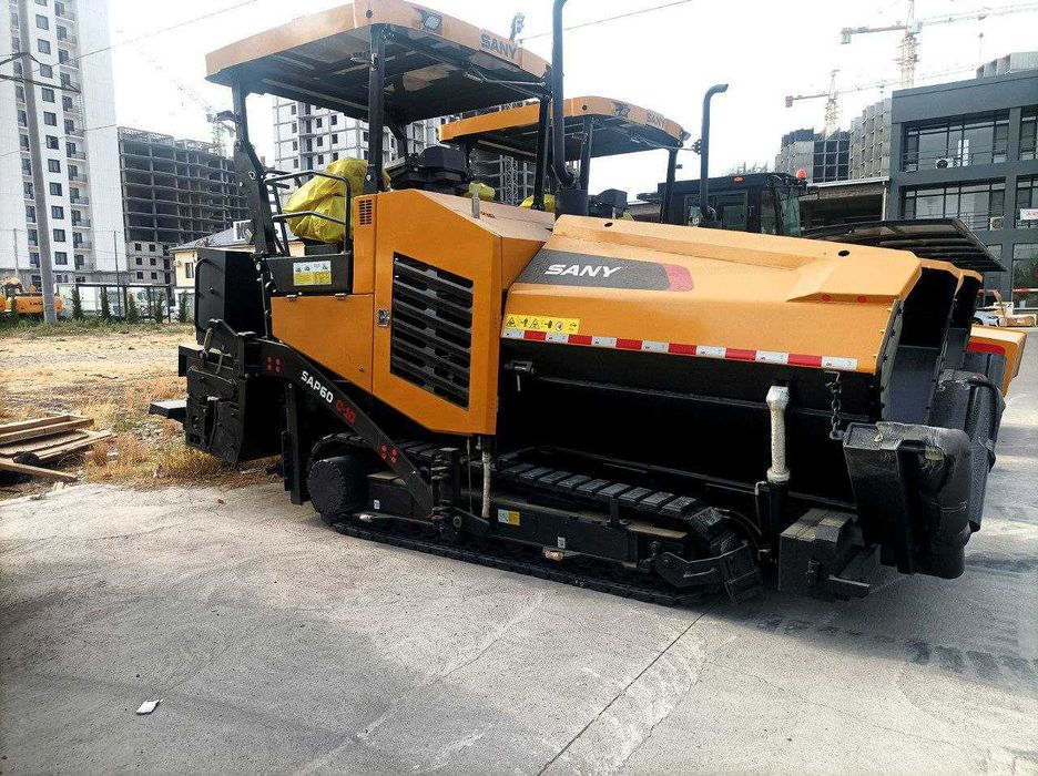 Асфальтоукладчик SANY XCMG SAP90C-8 9метров