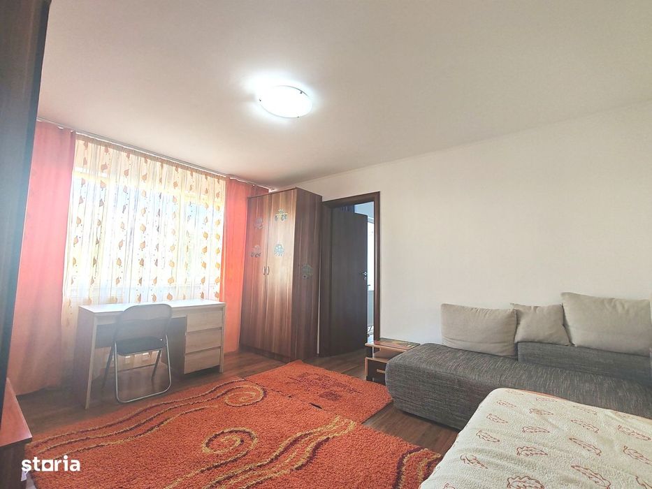 Apartament 2 camere Trivale, etaj 3, balcon, centrala, mobilat/utilat