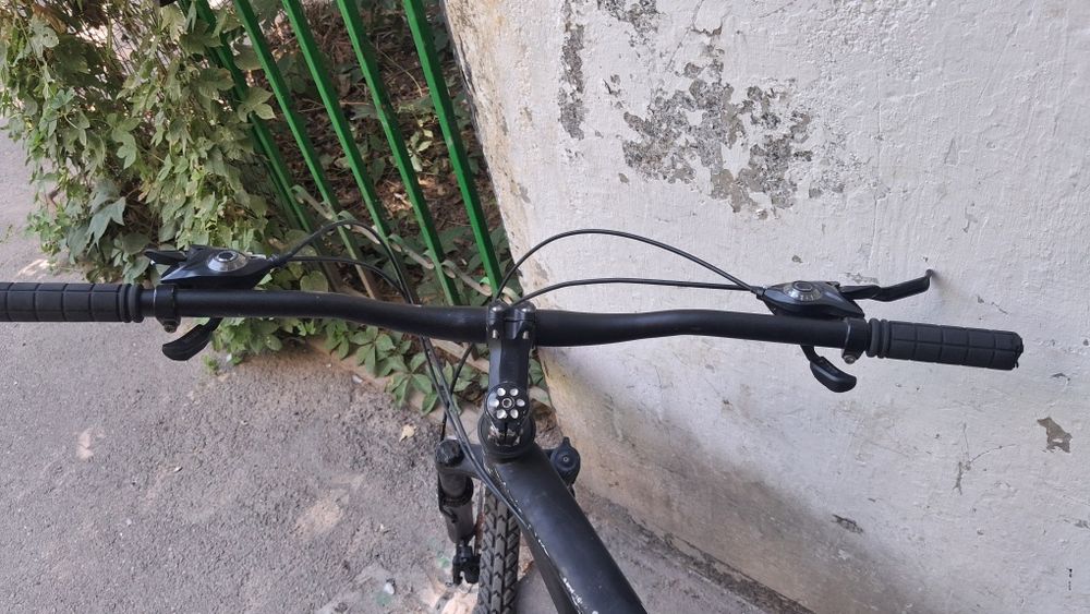 Продам велик срочно