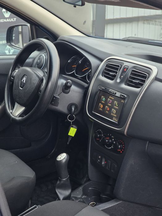 Renault  Sandero