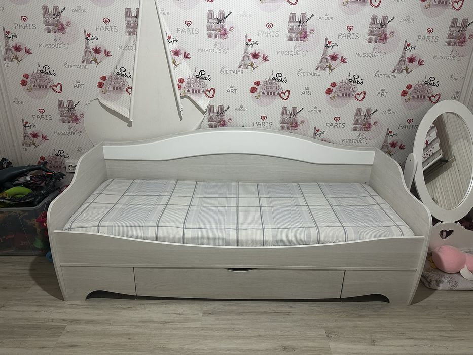 Продам детскую кровать