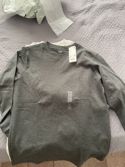 Uniqlo лонгслив новый