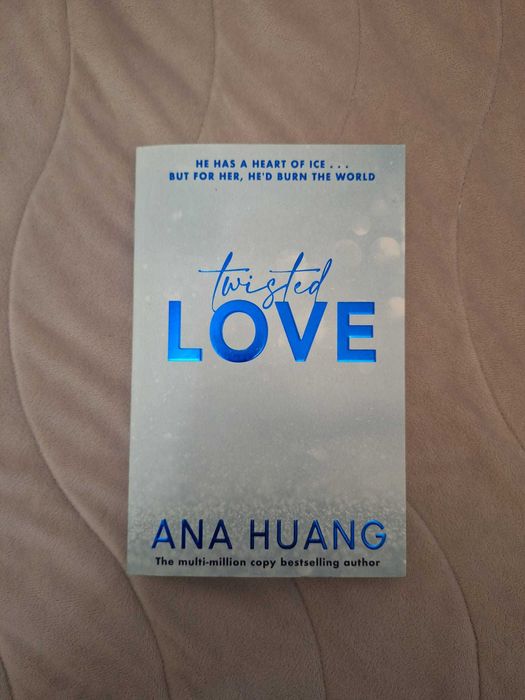 Фентъзи и дарк романс книги