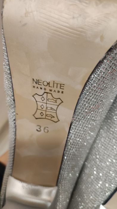 Официални обувки сребърни