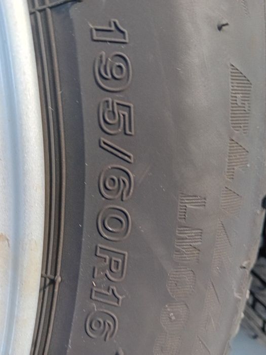 Лети Джанти Skoda 16* 5х100*57.1* 6.0J*ET35+Зимнигуми Bridgestone 195/60/16
