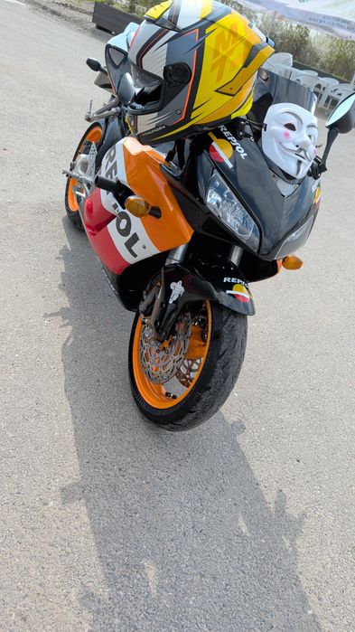Honda cbr 1000rr