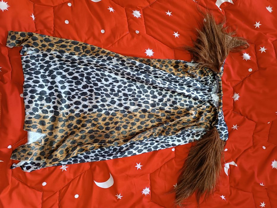 Vând costume pentru copii, prințese, rochițe, carnaval, petrecere