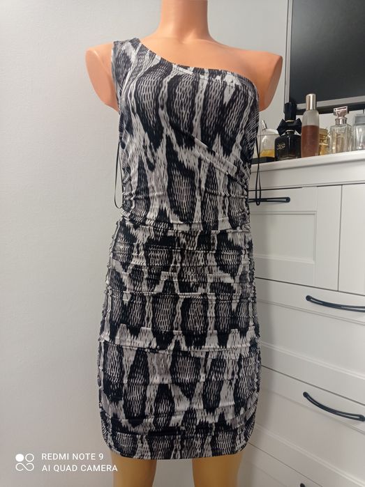 Guess, rochie, s, suuuperba