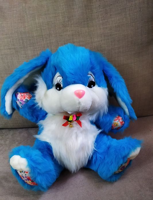 Мягкие игрушки. Зайчики