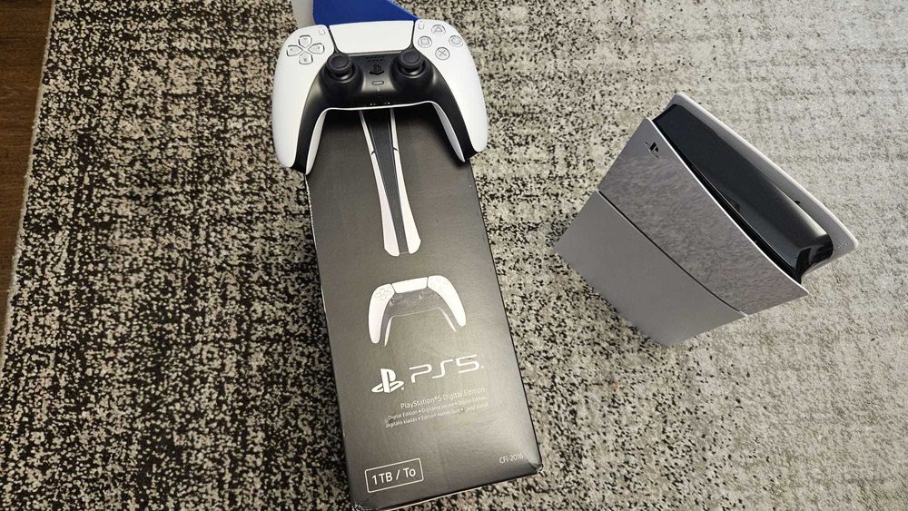 PlayStation 5 Slim impecabil – preț bun