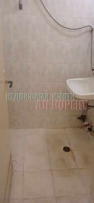 Продава се Тристаен апартамент в Варна, Спортна зала - 85 кв.м за 2189 €/кв.м - Снимка #4