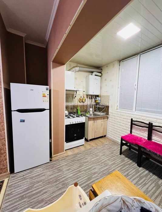 2/2/4 Буюк Ипак Йули Сайрам школа Дипломатия 54м2