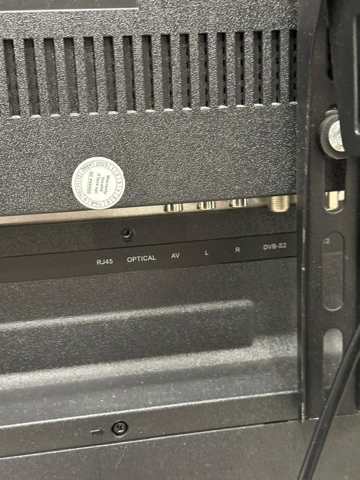 Продам смарт-телевизор, LED