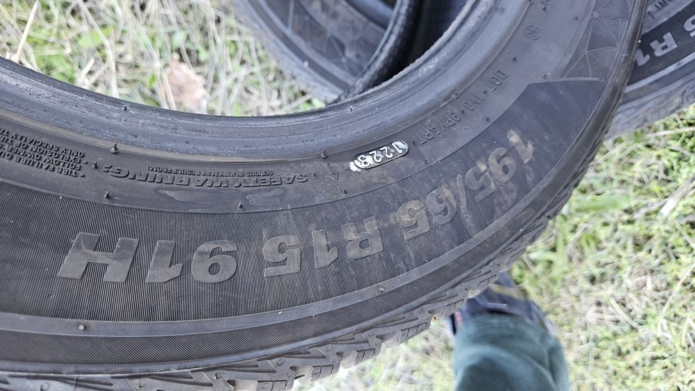 2бр гуми 195 65 15 дот 23 кумхо