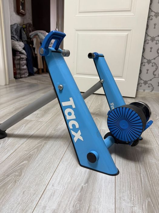 Велостанок TACX для трени дома