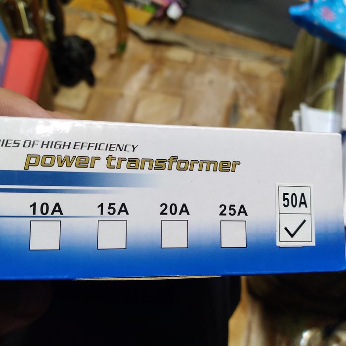 Преобразователь питания12V- 24V