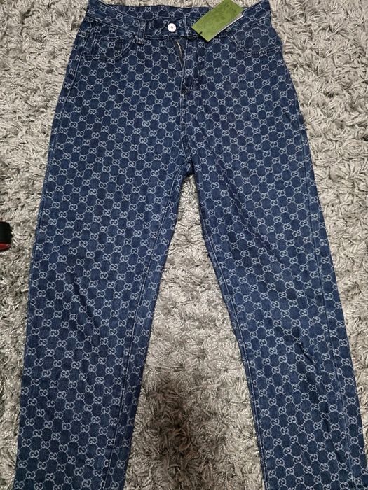 Чисто нови Маркови дънки С размер