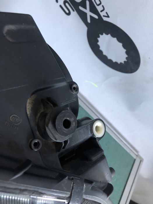 Far stanga bixenon Skoda Octavia 3 an 2013-2016