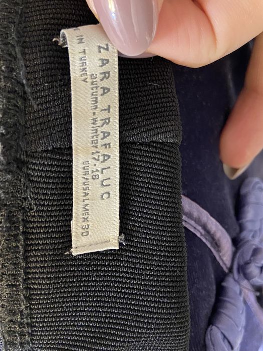 Pantaloni eleganți Zara