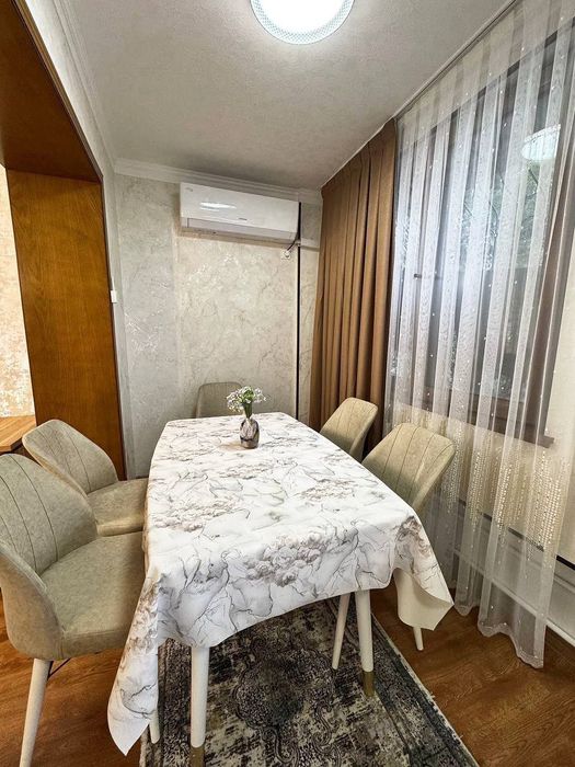 Булвард • Люксовая квартира посуточно • Вид на парк LUX Kvartira