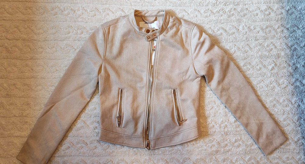 Jacheta imitatie piele intoarsa Sinsay, nou nouta