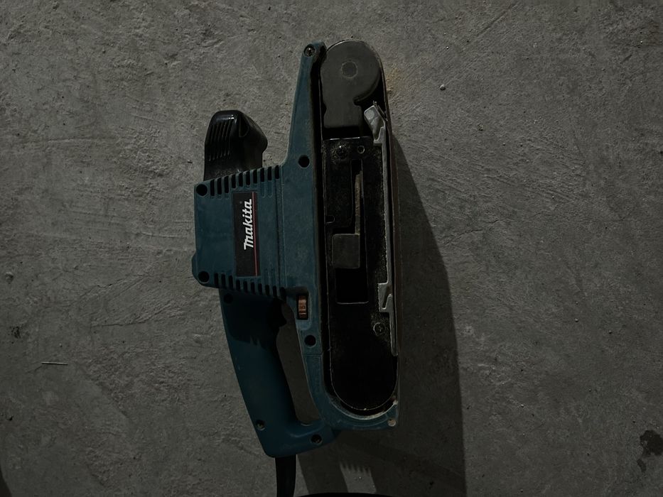 Ленточная Шлифмашинаа